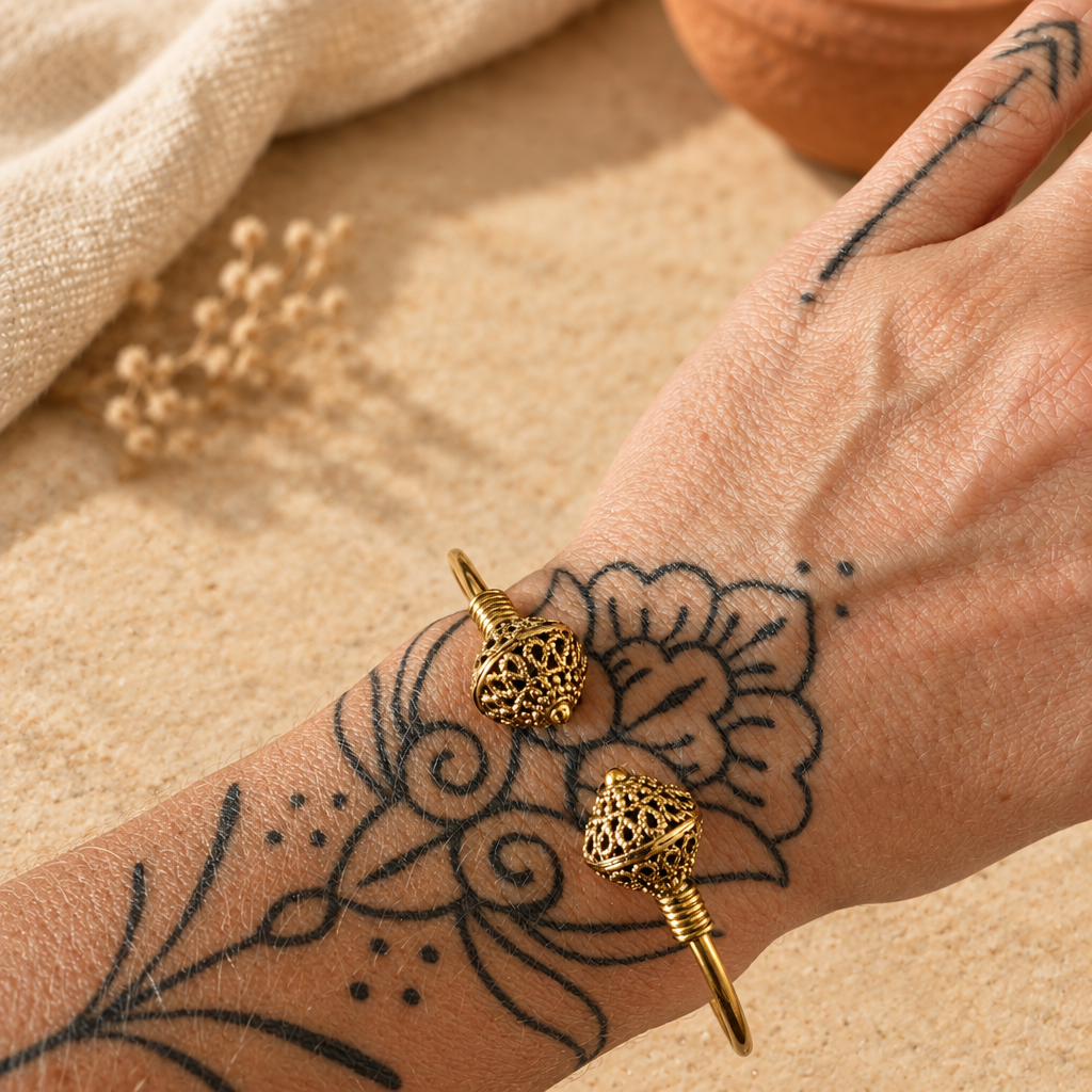 Boho-style angled bangle photo
