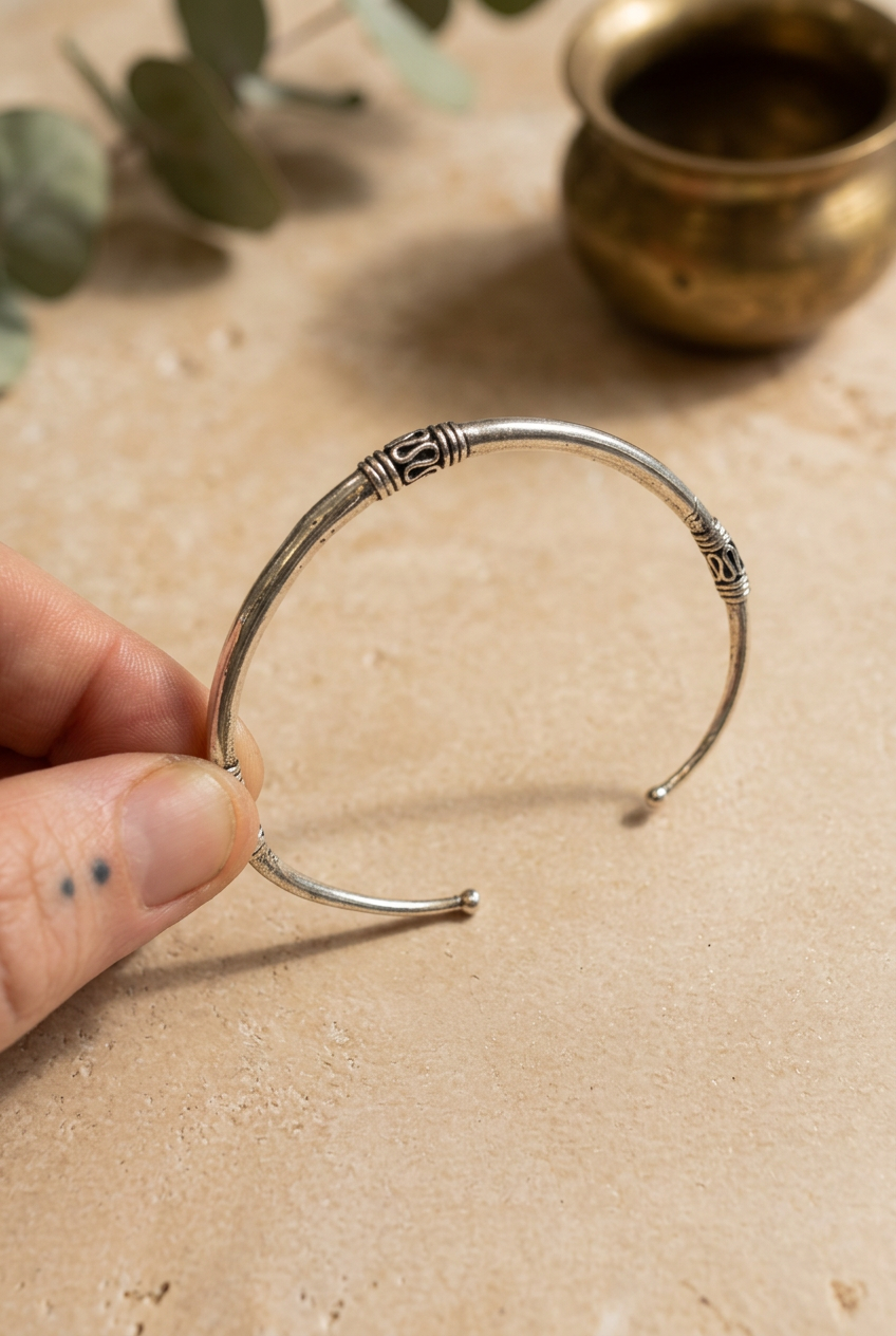 Silver bangle edit 8